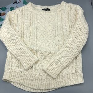 Cozy Banana Republic Cable Knit Sweater